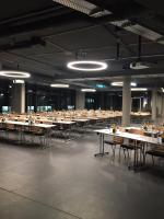 斯图加特汽车世界V8酒店餐厅或其他用餐的地方
