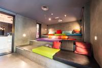 Safestay Madrid Central客房内的一张或多张床位