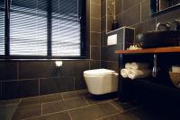 1637: Historic Canal View Suites的一间浴室
