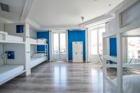 Safestay Madrid Central客房内的一张或多张床位
