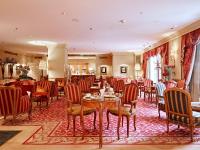 Grand Hotel Wien的休息区