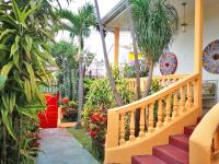 Hotel Casa 69外面的花园