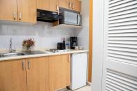 Suites Coben Apartamentos Amueblados的厨房或小厨房