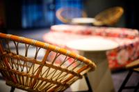 Daiwa Roynet Hotel KANAZAWA-MIYABI客房内的一张或多张床位