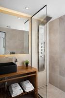 Lignum Suites Chania的一间浴室