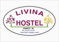 帕拉蒂Livina Hostel的树上的酒店标签