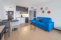 Apparthotel Le Hüb Grenoble的厨房或小厨房
