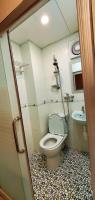 New hoover hostel的一间浴室