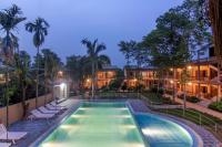 Jungle Safari Lodge- Serenity in the Wild内部或周边的泳池