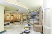 Jungle Safari Lodge- Serenity in the Wild的休息区