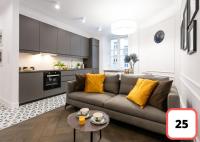 Sienna 41 Boutique Warsaw Apartments的厨房或小厨房
