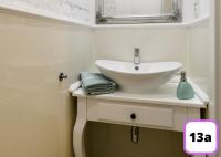Sienna 41 Boutique Warsaw Apartments的一间浴室