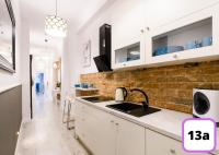 Sienna 41 Boutique Warsaw Apartments的厨房或小厨房