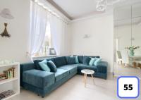 Sienna 41 Boutique Warsaw Apartments的休息区