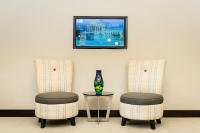 Holiday Inn Express Hotel & Suites Austin NW - Arboretum Area by IHG的酒水