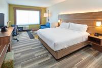 Holiday Inn Express & Suites El Paso East-Loop 375 by IHG客房内的一张或多张床位