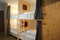 Khoksametchun Hostel客房内的一张或多张床位