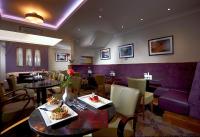 Best Western Moores Central Hotel的休息区