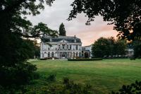 Vaeshartelt Maastricht外面的花园