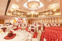 Millennium Downtown餐厅或其他用餐的地方