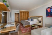 Royal Beach Eilat by Isrotel Exclusive客房内的一张或多张床位