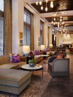 The Plaza Hotel Pioneer Park的休息区