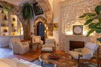 伊维萨镇Hotel La Torre del Canonigo - Small Luxury Hotels ...