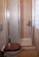 Lorantina Luxury Sea View Holiday House close to Barbati &amp; Ipsos Beach with Starlink WiFi的一间浴室