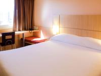 ibis Recife Boa Viagem客房内的一张或多张床位