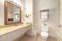 Bellissimo Hotel, Trademark by Wyndham Near Foxwoods Casino的一间浴室