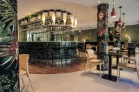 Live Hotels Bordeaux Lac餐厅或其他用餐的地方