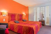 Hôtel A la Vignette - COLMAR-NORD客房内的一张或多张床位