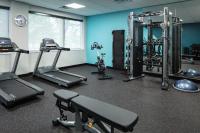 Avid Hotels - Roseville - Minneapolis North by IHG的健身中心和&#47;或健身设施
