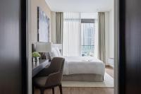 Jumeirah Living Marina Gate Dubai客房内的一张或多张床位