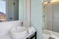 B&B HOTEL Tarragona Centro Urbis的一间浴室