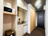 Hotel S-Presso Central的厨房或小厨房