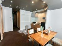 Hotel S-Presso Central的厨房或小厨房