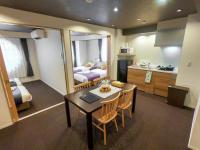 Hotel S-Presso Central的厨房或小厨房