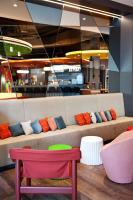 ibis Styles Parndorf Neusiedler See的休息区