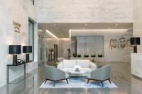 Jumeirah Living Marina Gate Dubai的休息区