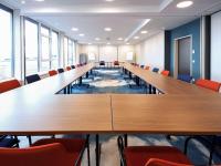 ibis Styles Parndorf Neusiedler See商务区和&#47;或会议室