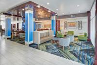 Holiday Inn Express & Suites El Paso East-Loop 375 by IHG的休息区