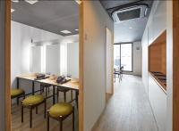 hotel atarayo osaka的休息区