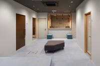 hotel atarayo osaka客房内的一张或多张床位