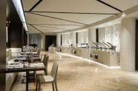 Maritim Hotel Plaza Tirana餐厅或其他用餐的地方