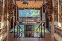 Dua Dari, a Residence by Hadiprana内部或周边的泳池