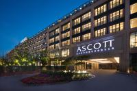 北京北京雅诗阁盛世博瑞服务公寓的夜晚的 Asot 酒店外观