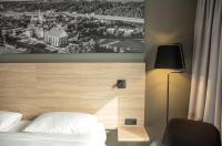 Park Inn by Radisson Vilnius Airport Hotel & Conference Centre客房内的一张或多张床位
