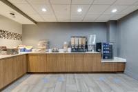 亚历克西斯套房旅馆的咖啡和沏茶工具