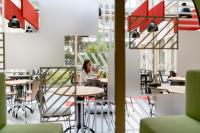 MEININGER Hotel Bordeaux Gare Saint-Jean餐厅或其他用餐的地方